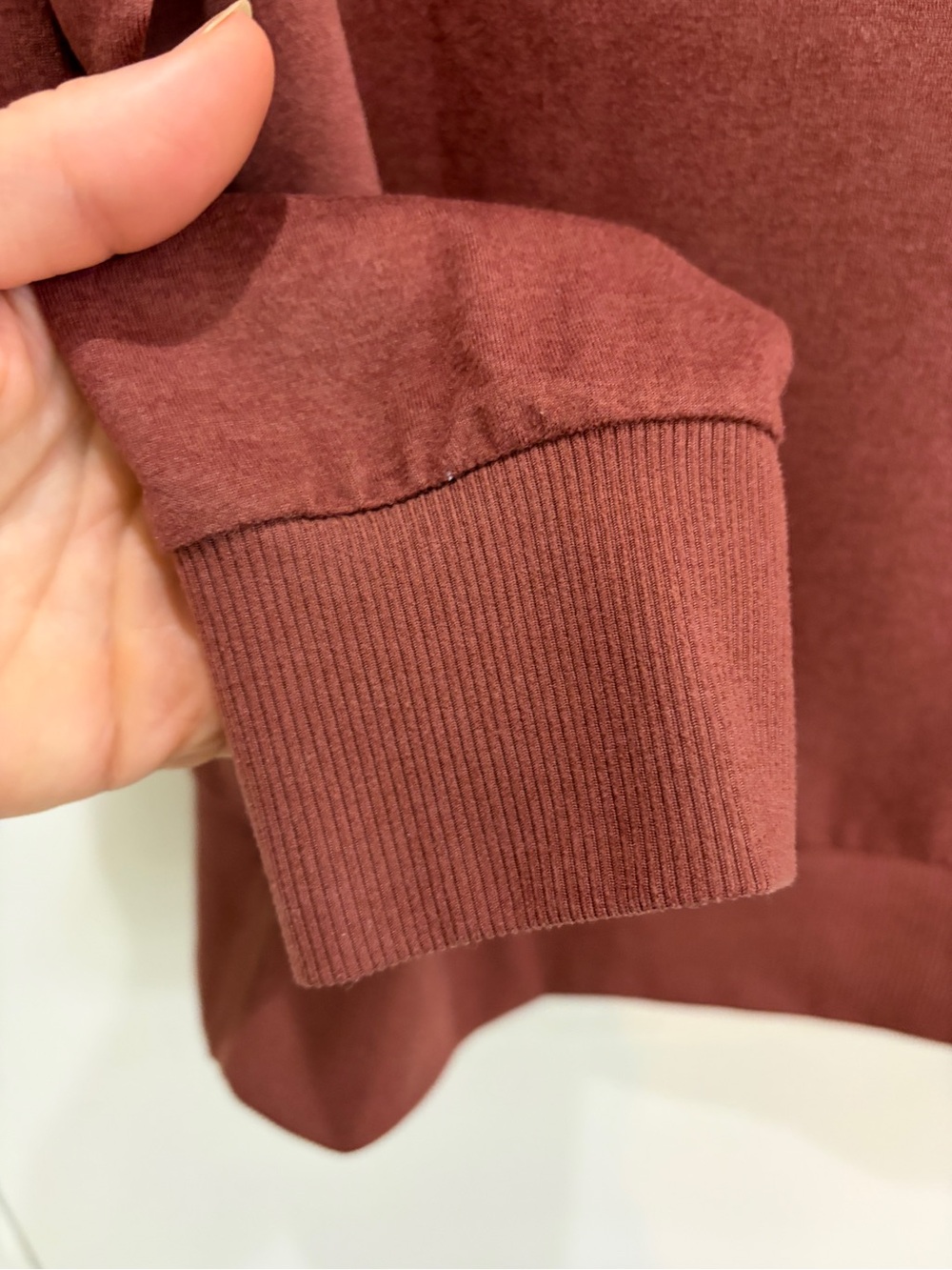 Vuori Women’s Halo Crewneck pullover, Small, Rosewood - Picture 10 of 16